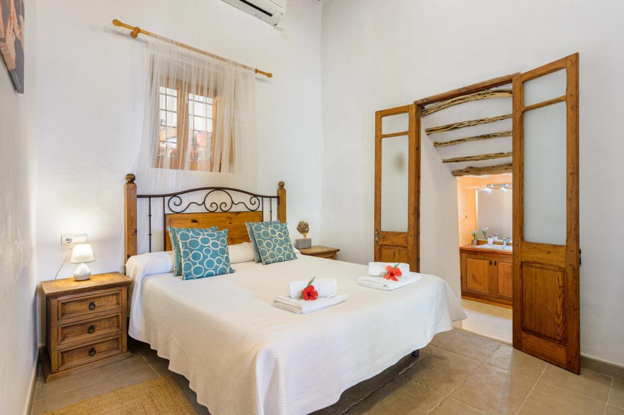 Agroturismo Rural Can Prats Santa Eularia des Riu Esterno foto